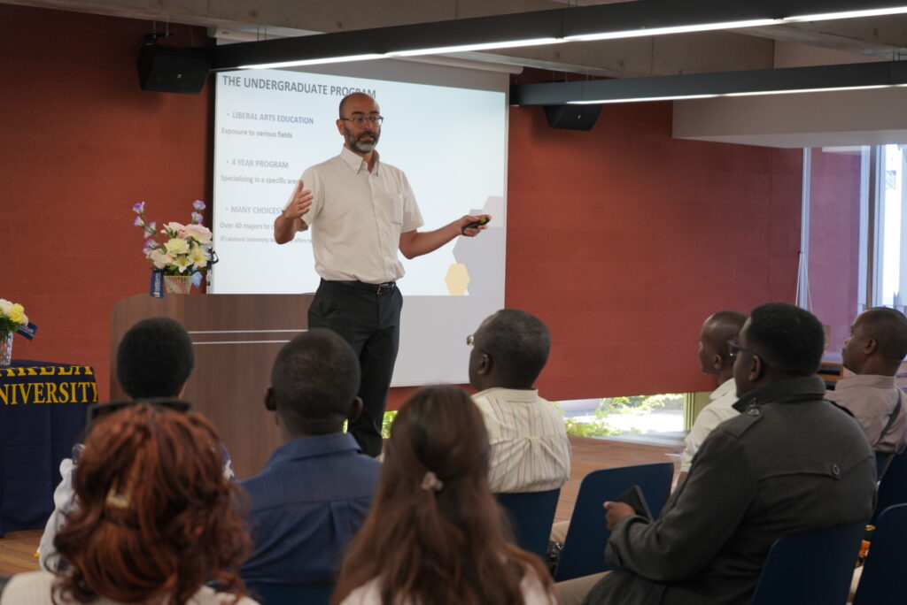 Dr. Passos presents to Strathmore University at Lakeland University Japan.
