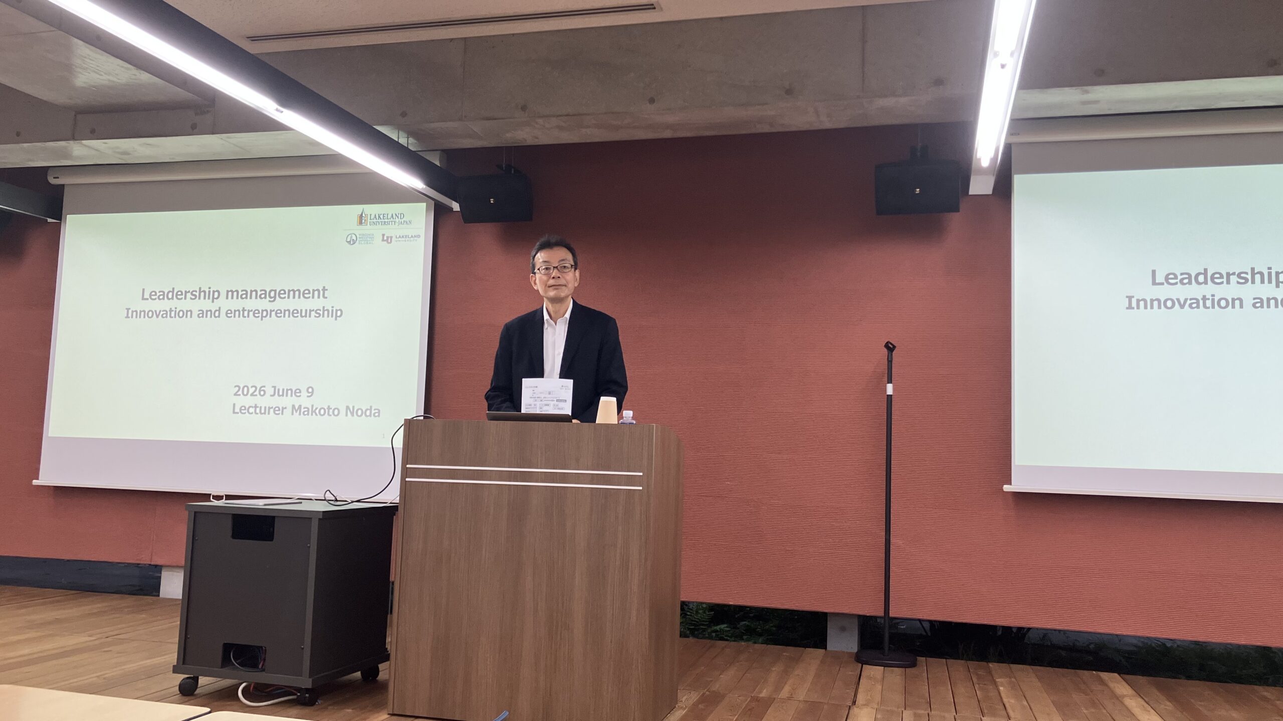 Mr. Makato Noda presents to LUJ students.